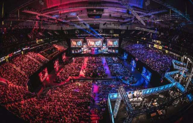 王者荣耀豪门战队消极比赛！此举引起解说破防官方重罚